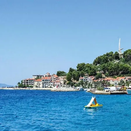 Relaxing With Swimming Pool, Jacuzzi And Entertainment Equipment Podgora (Split-Dalmatia)