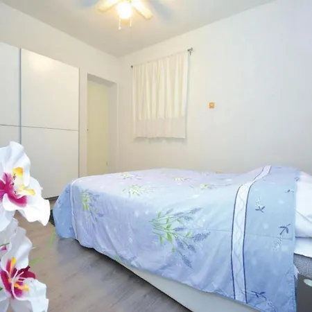 فيلة Relaxing With Swimming Pool, Jacuzzi And Entertainment Equipment *