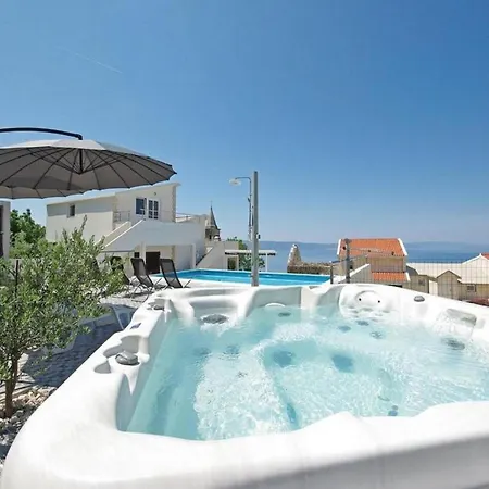 Relaxing With Swimming Pool, Jacuzzi And Entertainment Equipment * Podgora (Split-Dalmatia)