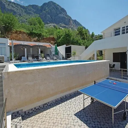 Relaxing With Swimming Pool, Jacuzzi And Entertainment Equipment * Podgora (Split-Dalmatia)